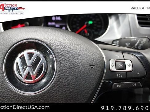 Used 2017 Volkswagen Golf Alltrack SE image 29