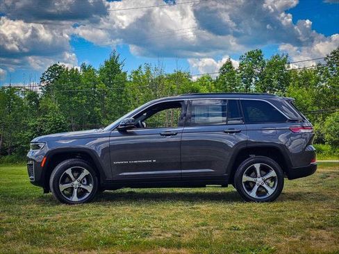 Used 2026 Jeep Grand Cherokee Limited AWD/4WD image 6