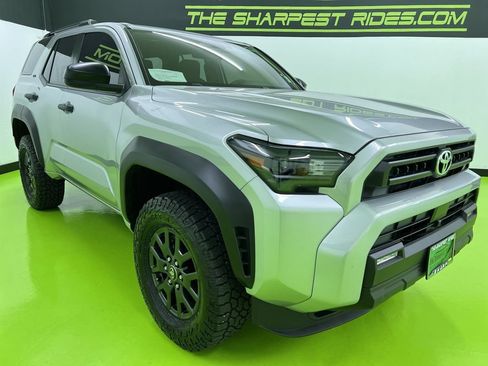 Used 2026 Toyota 4Runner SR5 AWD/4WD image 2