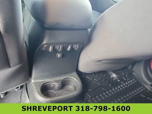 Used 2017 Jeep Wrangler Unlimited Sport w/ Quick Order Package 24S AWD/4WD image 19