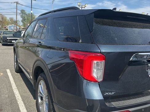 Used 2023 Ford Explorer XLT w/ Equipment Group 202A image 14