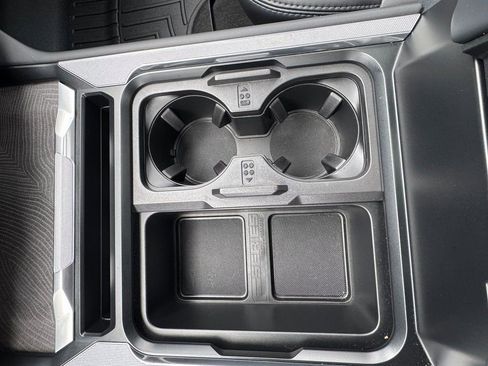 Used 2025 Ford F250 Platinum image 26