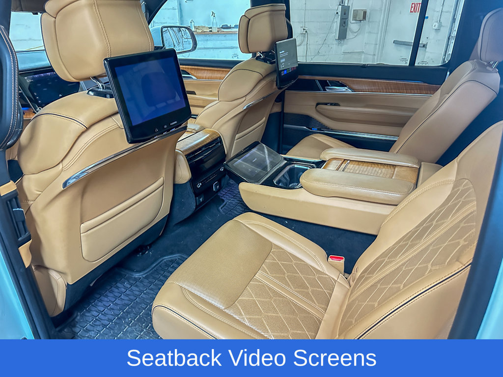 Used 2022 Jeep Grand Wagoneer Series III w/ Rear Seat Video Group 1 AWD/4WD image 10