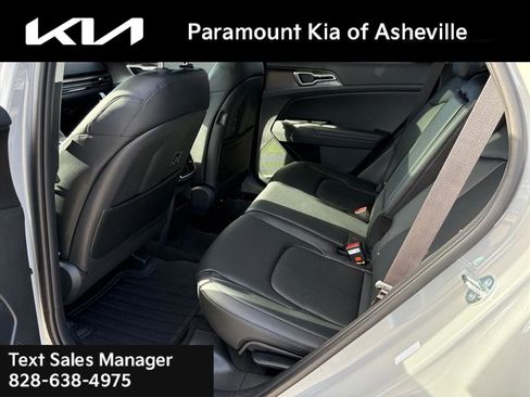 New 2026 Kia Sportage EX image 23