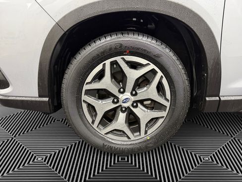 Certified 2022 Subaru Forester Premium image 14