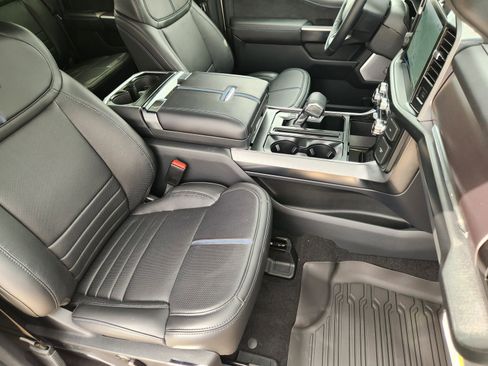 New 2025 Ford F150 Platinum w/ Equipment Group 702A High image 15