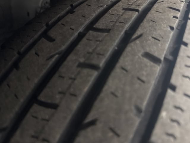 Used 2023 Chevrolet Traverse LT FWD image 36