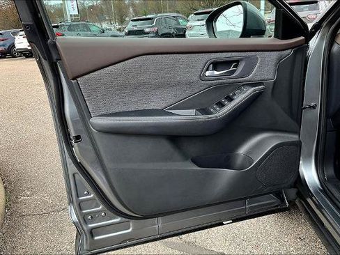 Certified 2023 Nissan Rogue SV AWD/4WD image 9