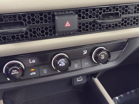 Used 2024 Honda HR-V LX image 26
