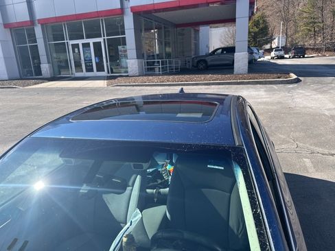 Used 2019 Subaru Legacy 2.5i Premium image 4