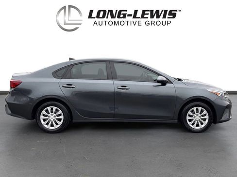 Used 2023 Kia Forte LX image 8