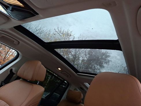 Used 2021 BMW X7 xDrive40i w/ Executive Package image 12