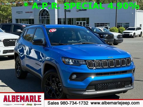 New 2026 Jeep Compass Latitude AWD/4WD image 1