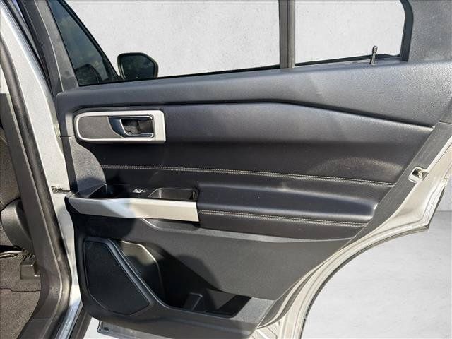 Used 2022 Ford Explorer XLT RWD image 22