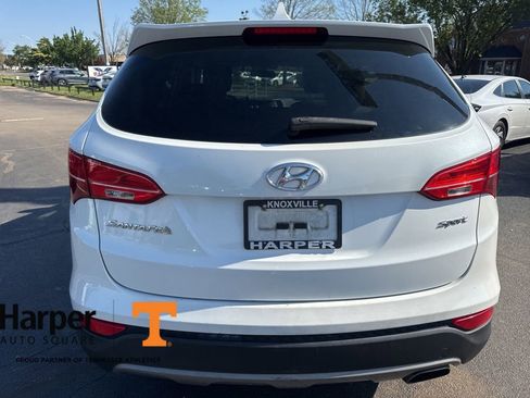 Used 2016 Hyundai Santa Fe Sport image 4
