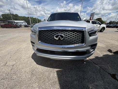 Used 2022 INFINITI QX80 Luxe RWD image 2