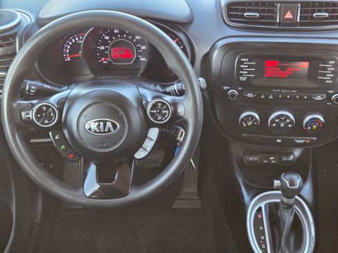 Used 2016 Kia Soul FWD image 27
