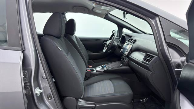 Used 2025 Nissan Leaf S FWD image 22