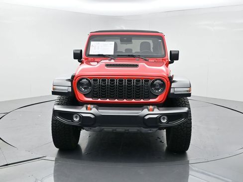 Used 2024 Jeep Gladiator Mojave AWD/4WD image 26