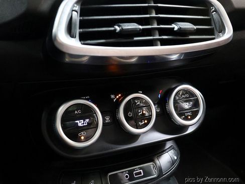 Used 2016 FIAT 500X Trekking Plus image 24