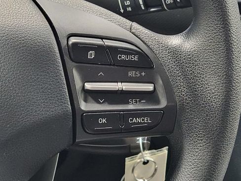 Used 2020 Hyundai Kona SE AWD/4WD image 28