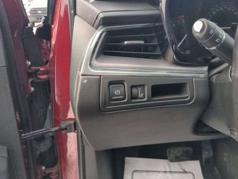 Used 2017 Cadillac XT5 Premium Luxury w/ LPO, Wheel Lock Package image 27