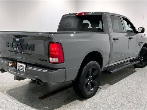 Used 2022 RAM 1500 Express w/ Ceramic Grey Express Package AWD/4WD image 5