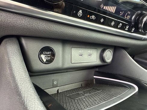 Certified 2024 Nissan Rogue SL image 27