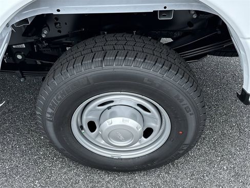 New 2025 Ford F250 XL w/ 360-Degree Camera Package image 15