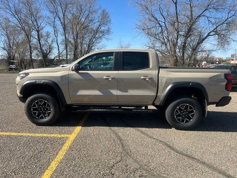 Used 2023 Chevrolet Colorado ZR2 AWD/4WD image 5