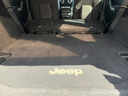 Used 2015 Jeep Wrangler Unlimited Sahara w/ Connectivity Group image 38