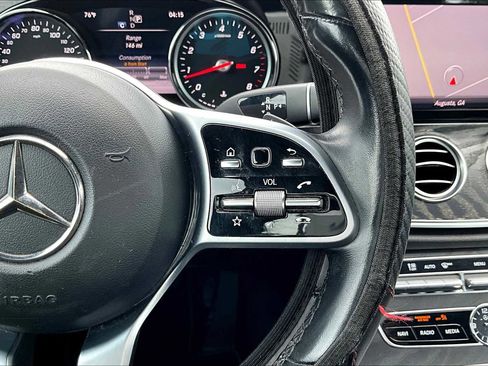 Used 2019 Mercedes-Benz E 300 image 24