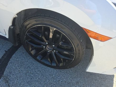 Used 2021 Honda Civic Sport image 6