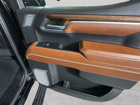 Used 2024 GMC Sierra 1500 Denali Ultimate image 34