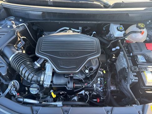 Used 2022 Cadillac XT5 Sportv image 9