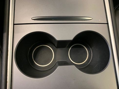 Used 2022 Tesla Model 3 Performance image 36