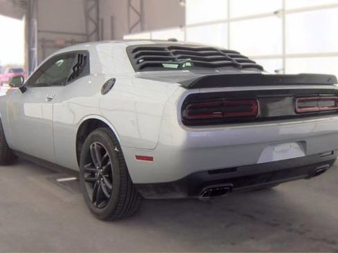 Used 2019 Dodge Challenger SXT w/ Blacktop Package AWD/4WD image 5