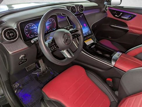 Certified 2025 Mercedes-Benz GLC 300 image 10