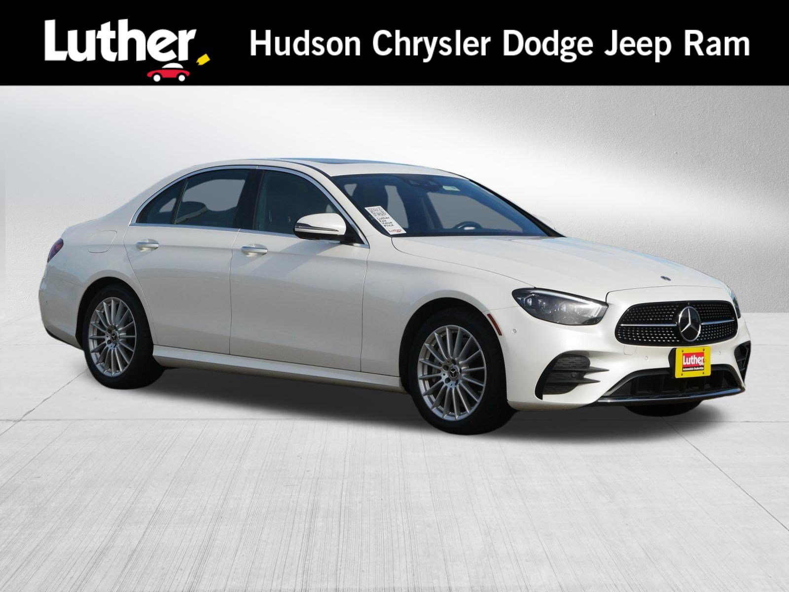 Used 2022 Mercedes-Benz E 450 4MATIC Sedan image 1