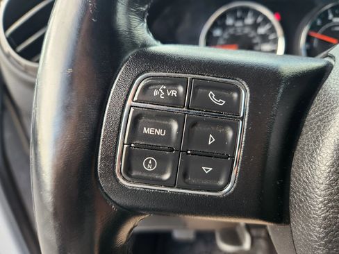 Used 2016 Jeep Wrangler Sport image 27