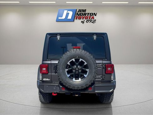 Used 2024 Jeep Wrangler Unlimited Rubicon w/ Technology Group image 6