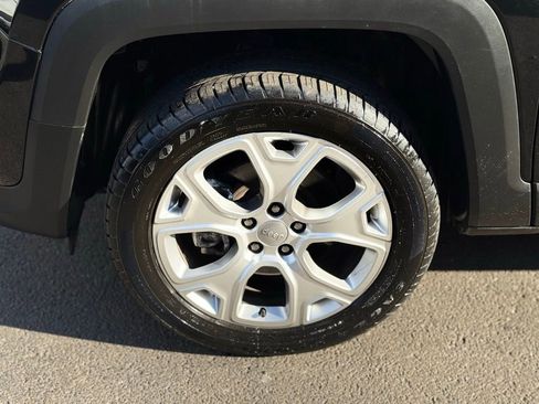 Used 2023 Jeep Renegade Limited w/ Sun/Sound Group image 3