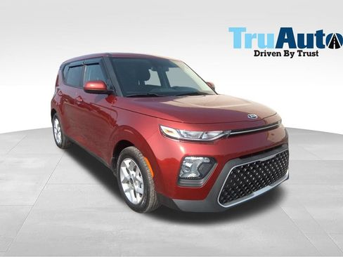 Used 2020 Kia Soul S FWD image 1