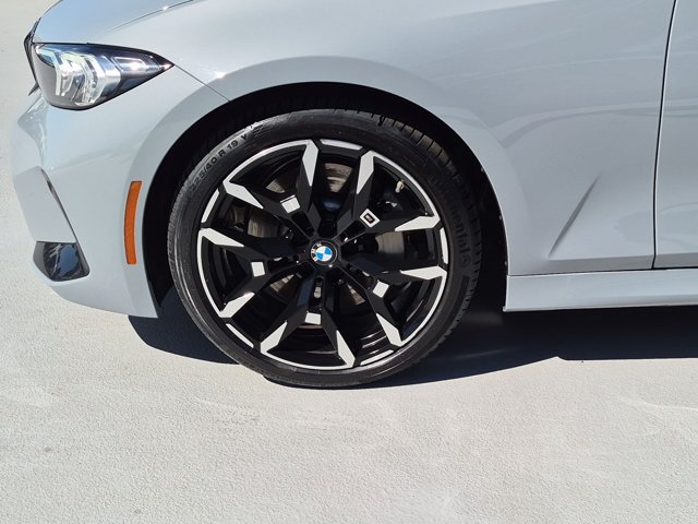 Certified 2025 BMW 330i xDrive Sedan w/ M Sport Package AWD/4WD image 23