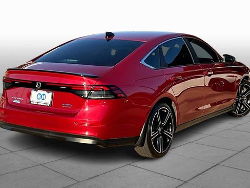 Used 2024 Honda Accord Sport image 12