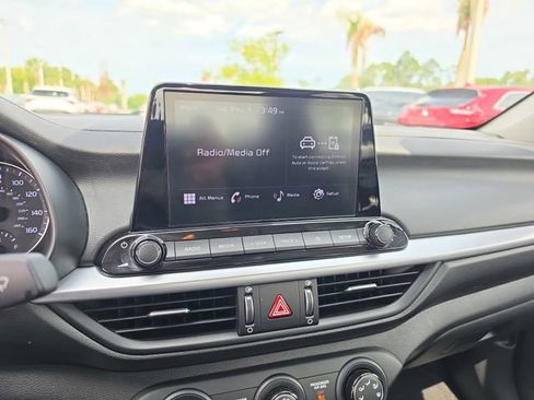 Certified 2023 Kia Forte LXS w/ LXS Technology Package FWD image 23