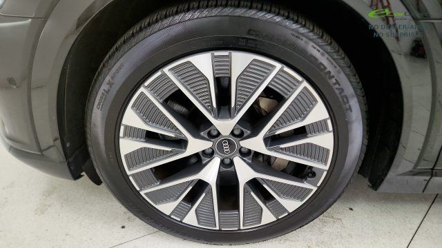 Used 2024 Audi Q8 e-tron Prestige w/ Prestige Package AWD/4WD image 83