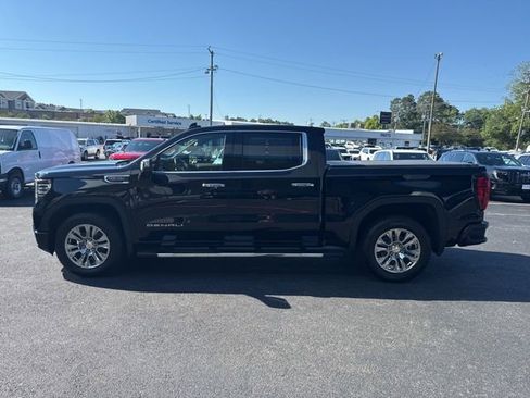 Used 2022 GMC Sierra 1500 Denali AWD/4WD image 19