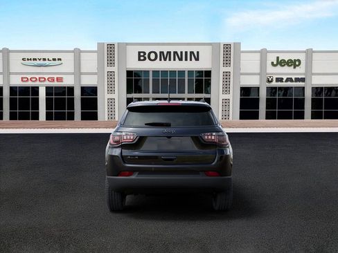 New 2026 Jeep Compass Latitude AWD/4WD image 7