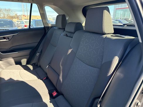 Used 2023 Toyota RAV4 AWD Hybrid image 12